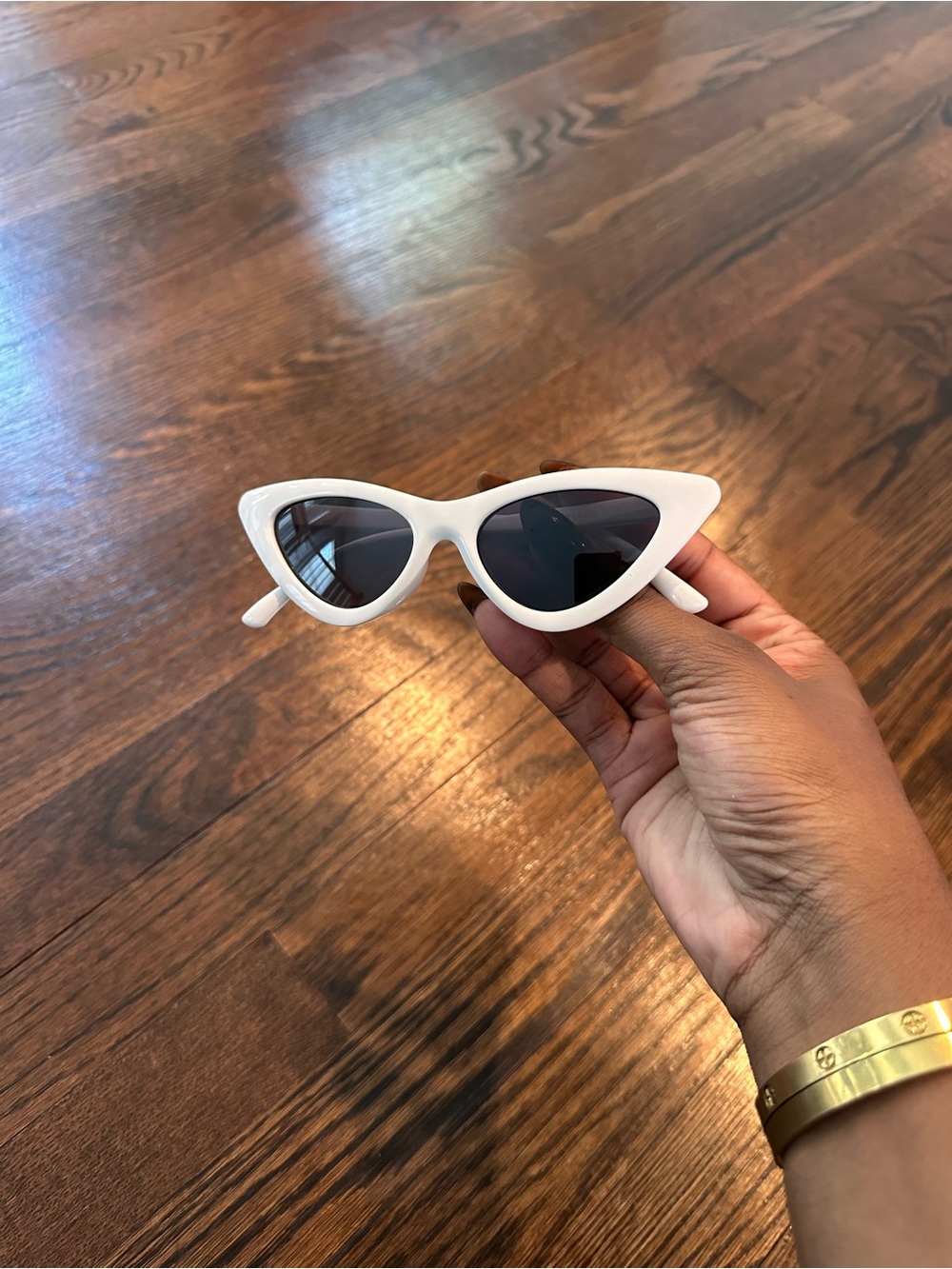 White Cat Eye Sunglasses - Retro Women’s Shades